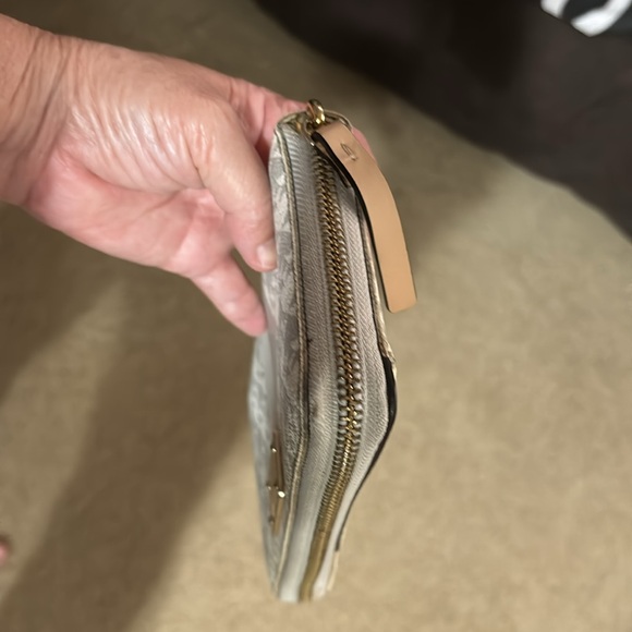 Kate Spade wallet - Picture 5 of 5